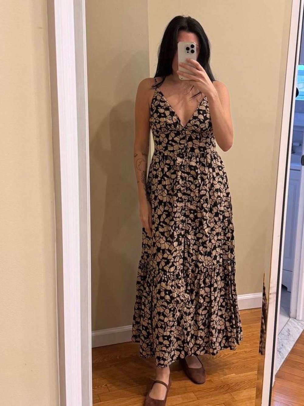 Abercrombie & Fitch Black Maxi Dress with Beige Leaf Print